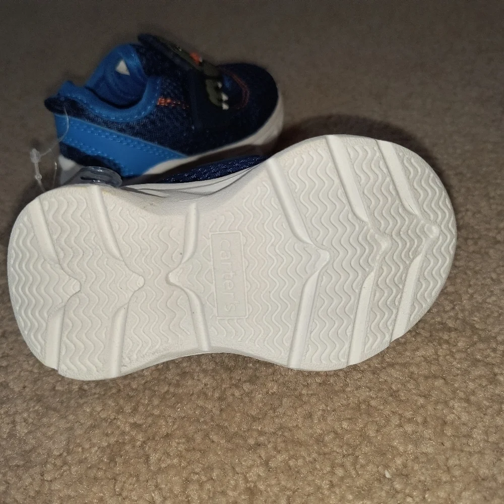 Kids Blue Dinosaur Sneakers children size 4 new Carter's boys dinosaur